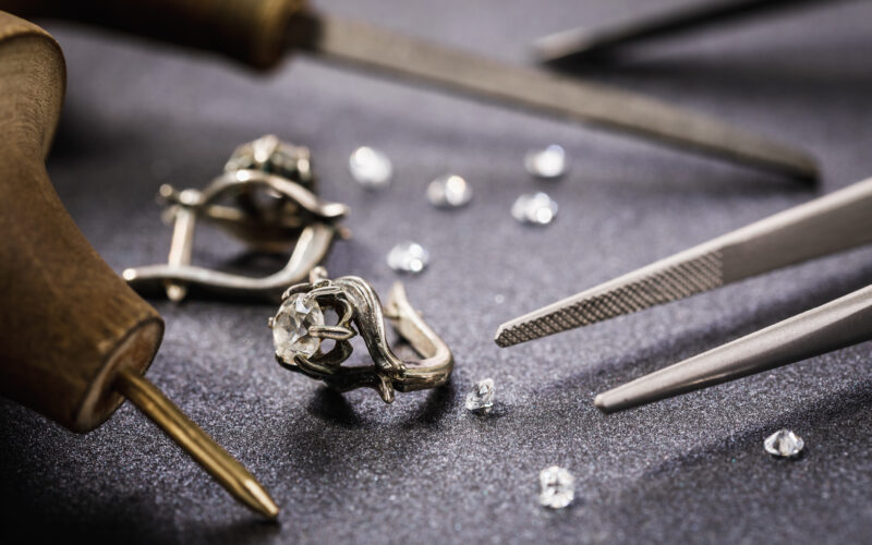Why Is the Jewelry Repair Store POS A Specialized Niche?