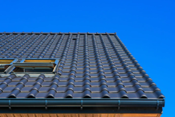 4 Factors to Consider When Choosing the Best Roofing Material